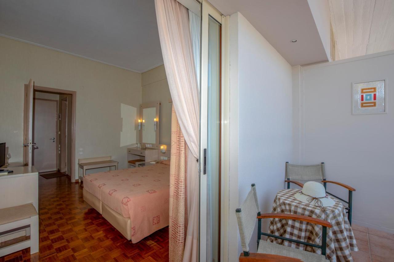 Hotel Kypreos Камена-Вурла Екстер'єр фото